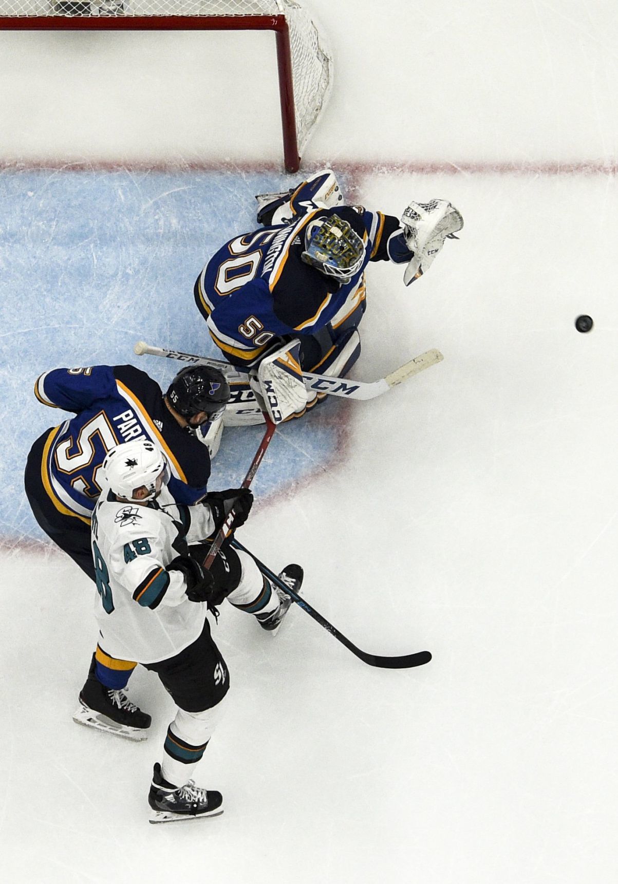 Blues look to redeem in Game 4